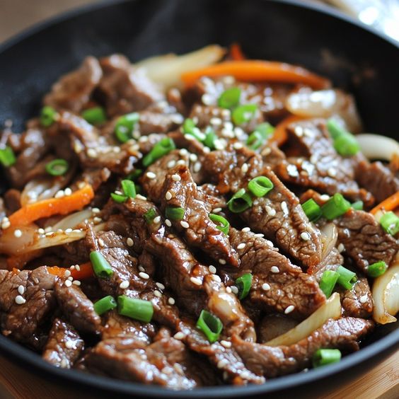 Knoblauch-Zitronen-Hühnchen mit Safranperlen-Couscous und Zucchini
